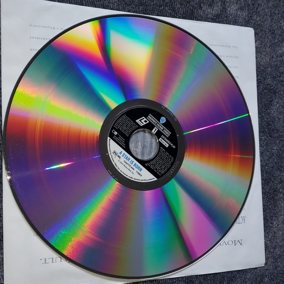 A Star Is Born 2 Laserdiscs 1954 Judy Garland James/Mason film (produced 1983) - Picture 12 of 12